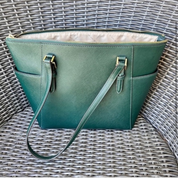 Michael Kors Purse - Picture 2 of 4